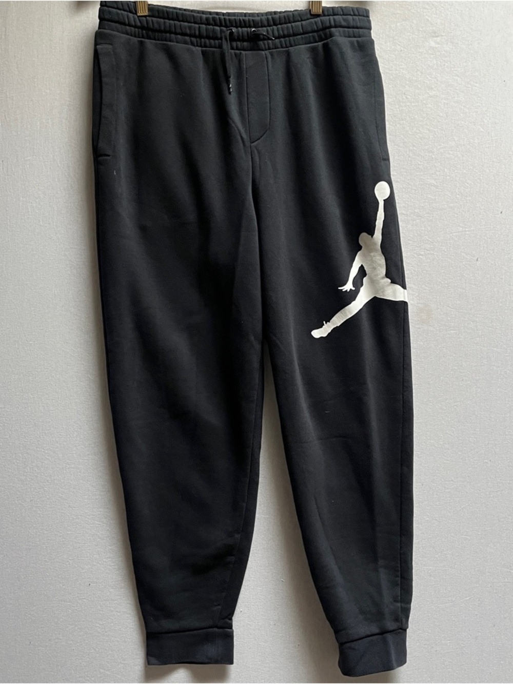 Jordan Mens Black Fleece Cuffed Joggers Sweatpants Jumpman Logo Size Medium